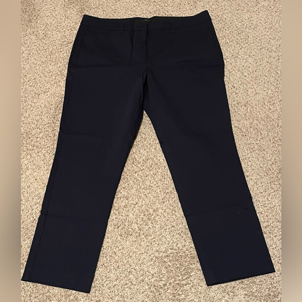 Worthington Ankle pants, size 14. Immaculate conditions, color navy blue.